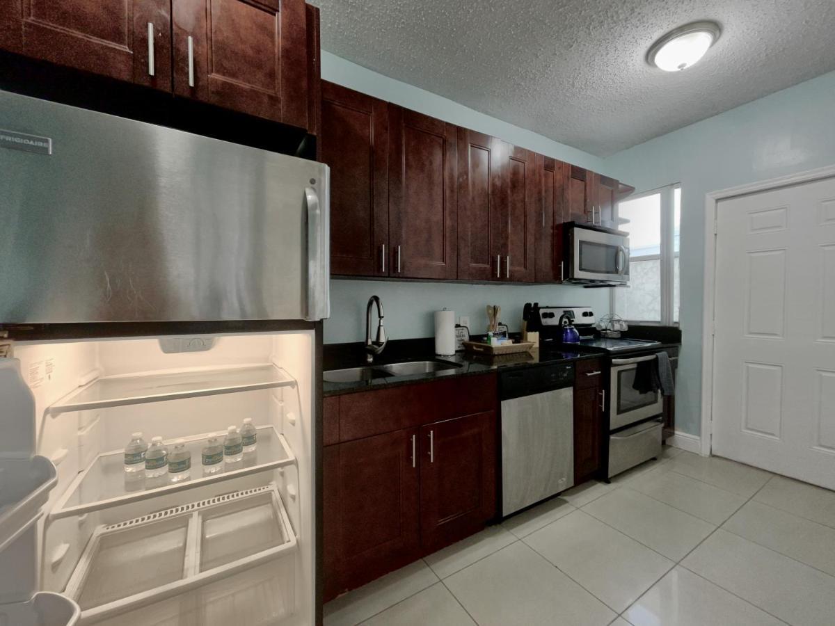 Marlins Park Suites - Apartment 4 - Cafe Colada Suite 마이애미 외부 사진