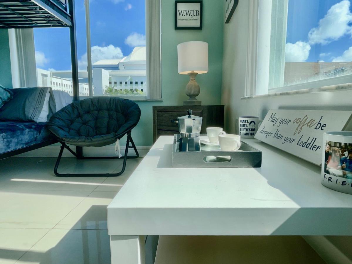 Marlins Park Suites - Apartment 4 - Cafe Colada Suite 마이애미 외부 사진